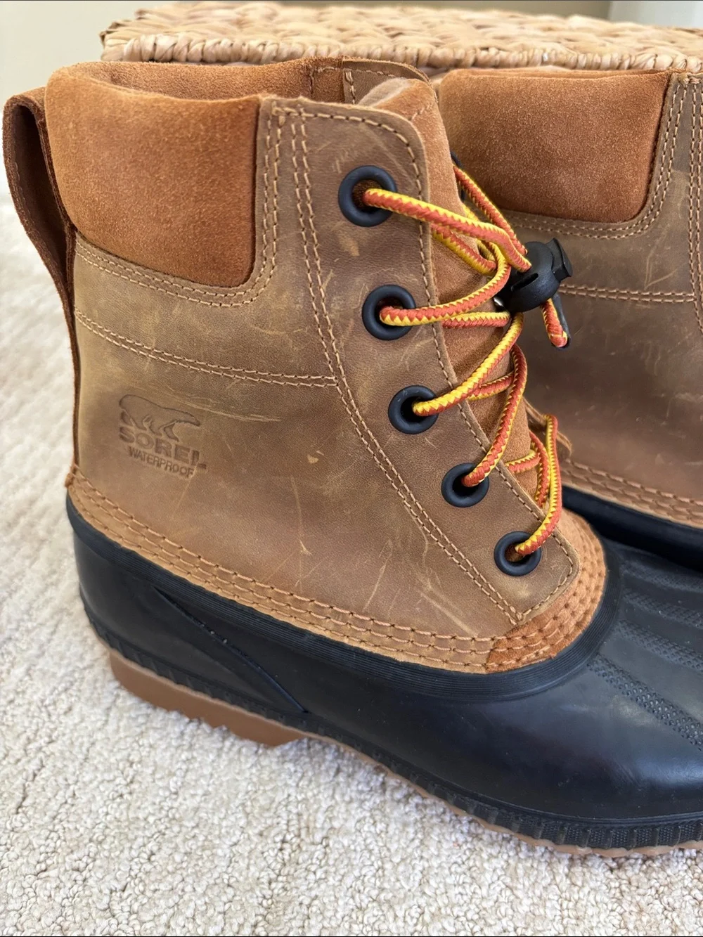 NWT Sorel Men's Brown Suede & Black Rubber Lace-Up Rain Boots Size 7